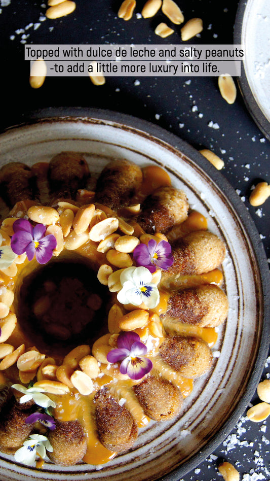 Banana Cake Delux