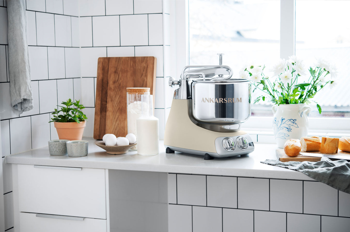 Harmony Beige Ankarsrum Assistent Mixer